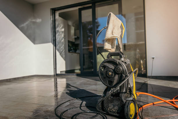 Best Driveway Pressure Washing  in Amity, OR